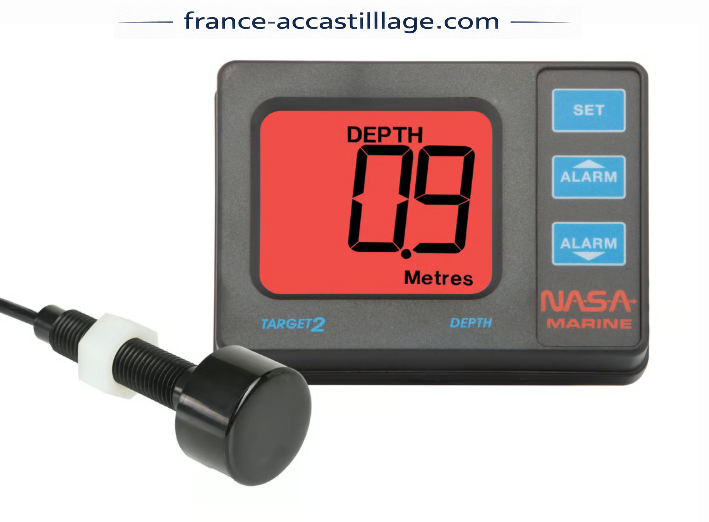 Sondeur Target : livré avec sonde 150kHz, câble 7m et capot