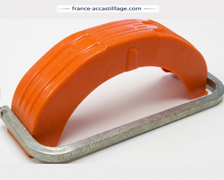 Garde-boue + ferrure roue de13