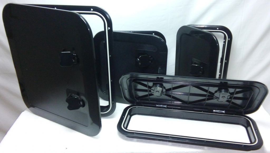 Portes de visite noires Osculati